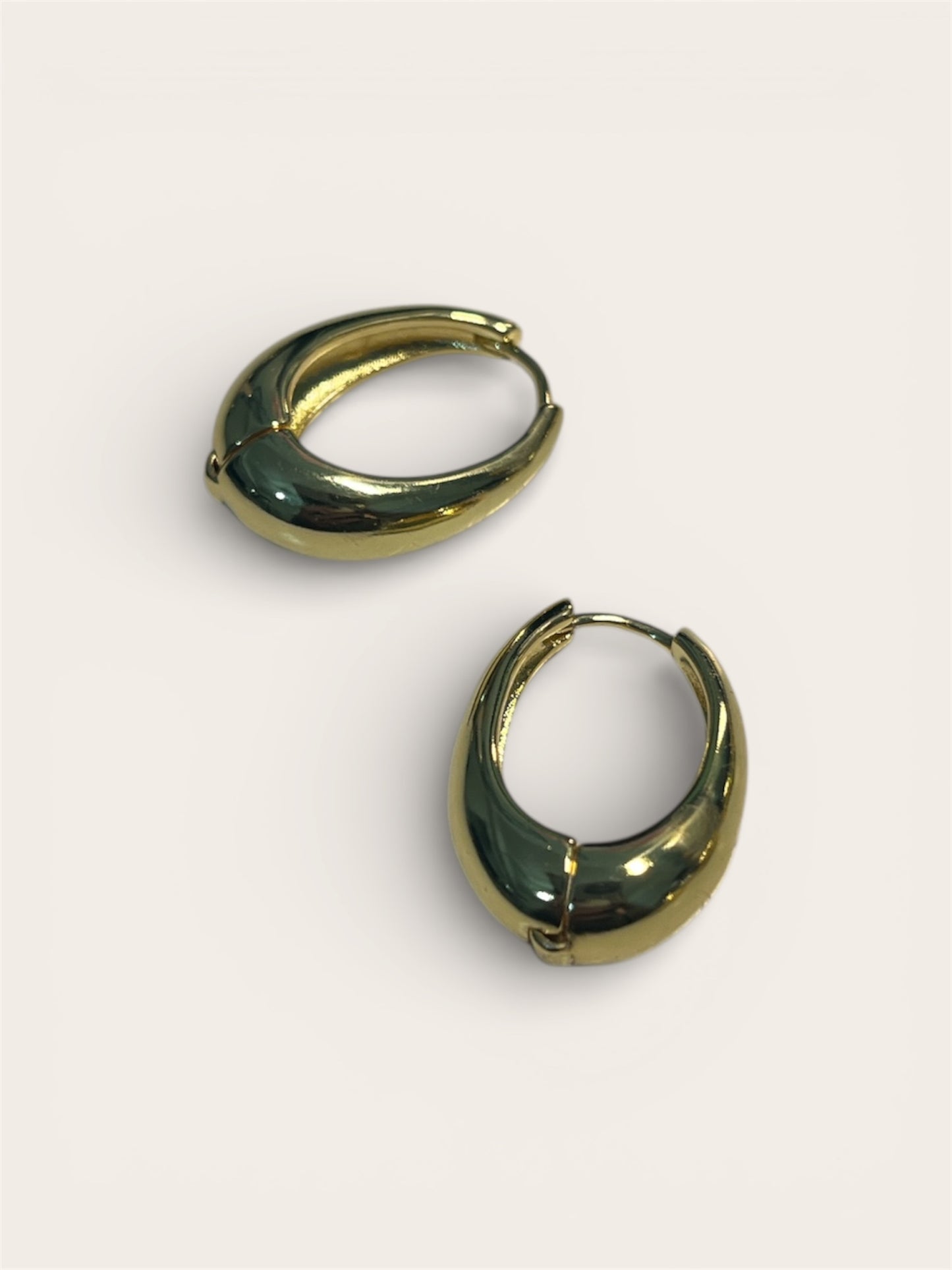 Silvy Golden Hoops
