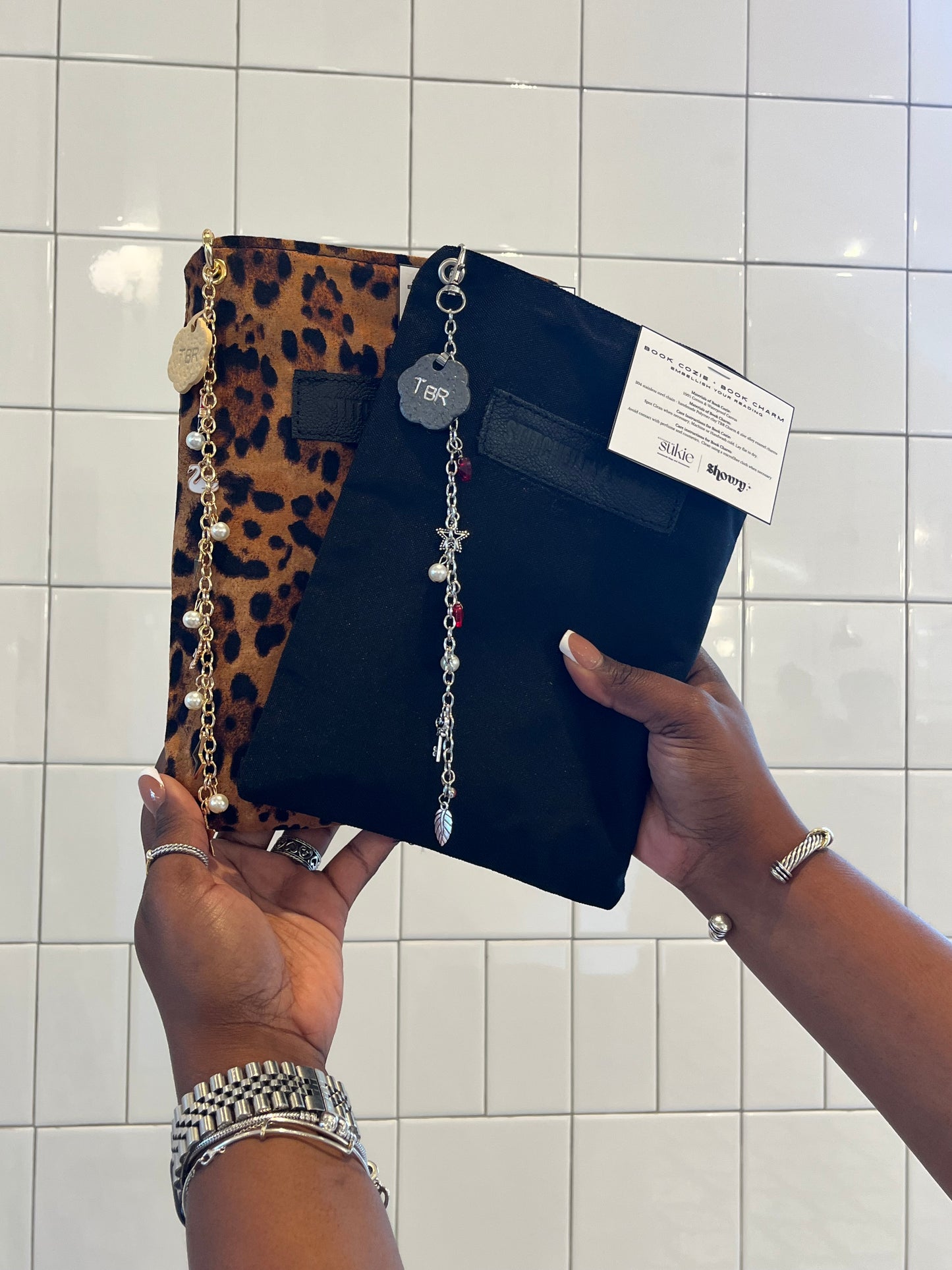 Book cozie + Book Charm