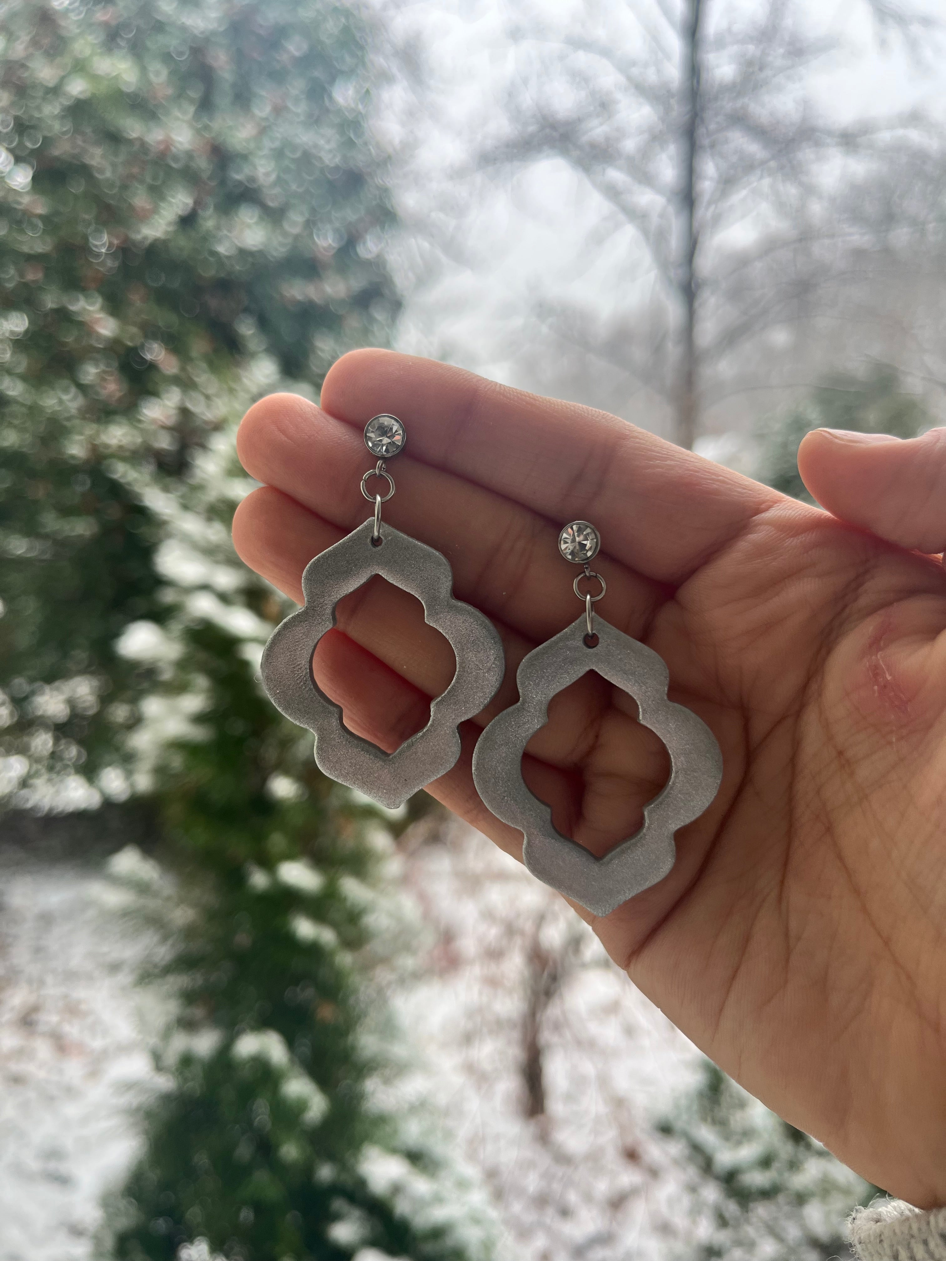 Jenna Dangling Earrings
