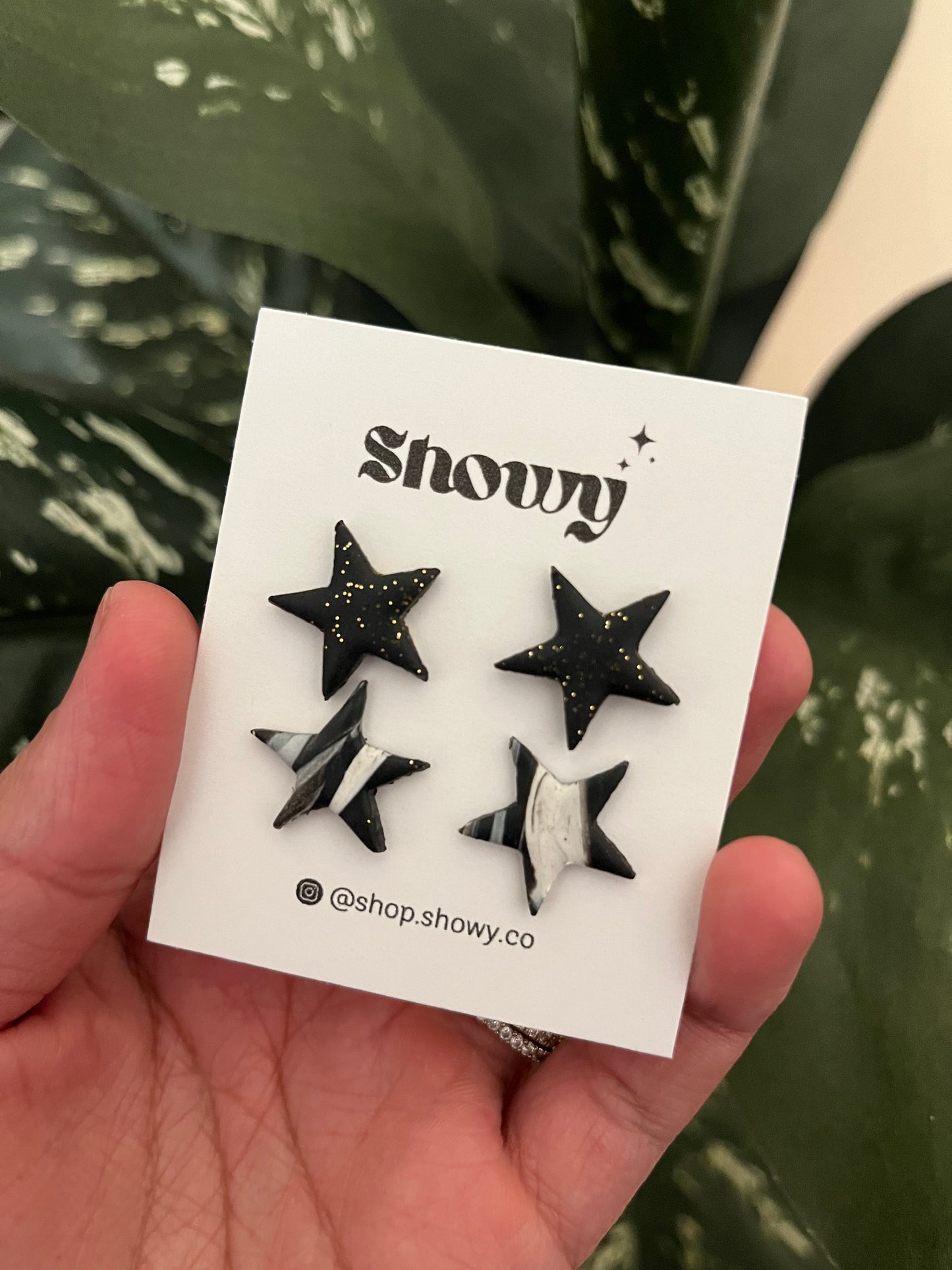 black and white star set