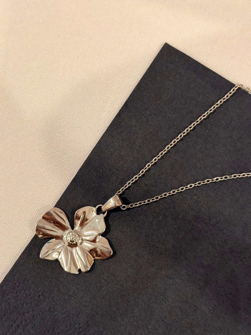 Silver Flower Necklace Small